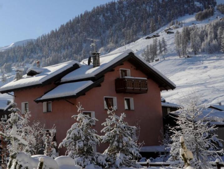Casa Erica Apartments Livigno Extérieur photo